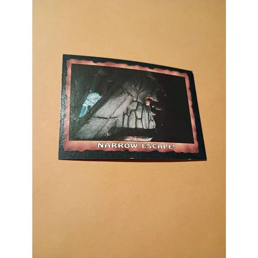 Vintage 1985 Warner Bros Topps Chewing Gum Goonies Trading Card 40 Narrow Escape